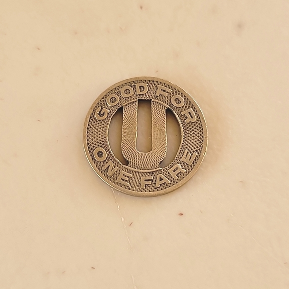 Good For One Fare Token United Ry. & Elec.Co. Baltimore - Picture 2 of 2